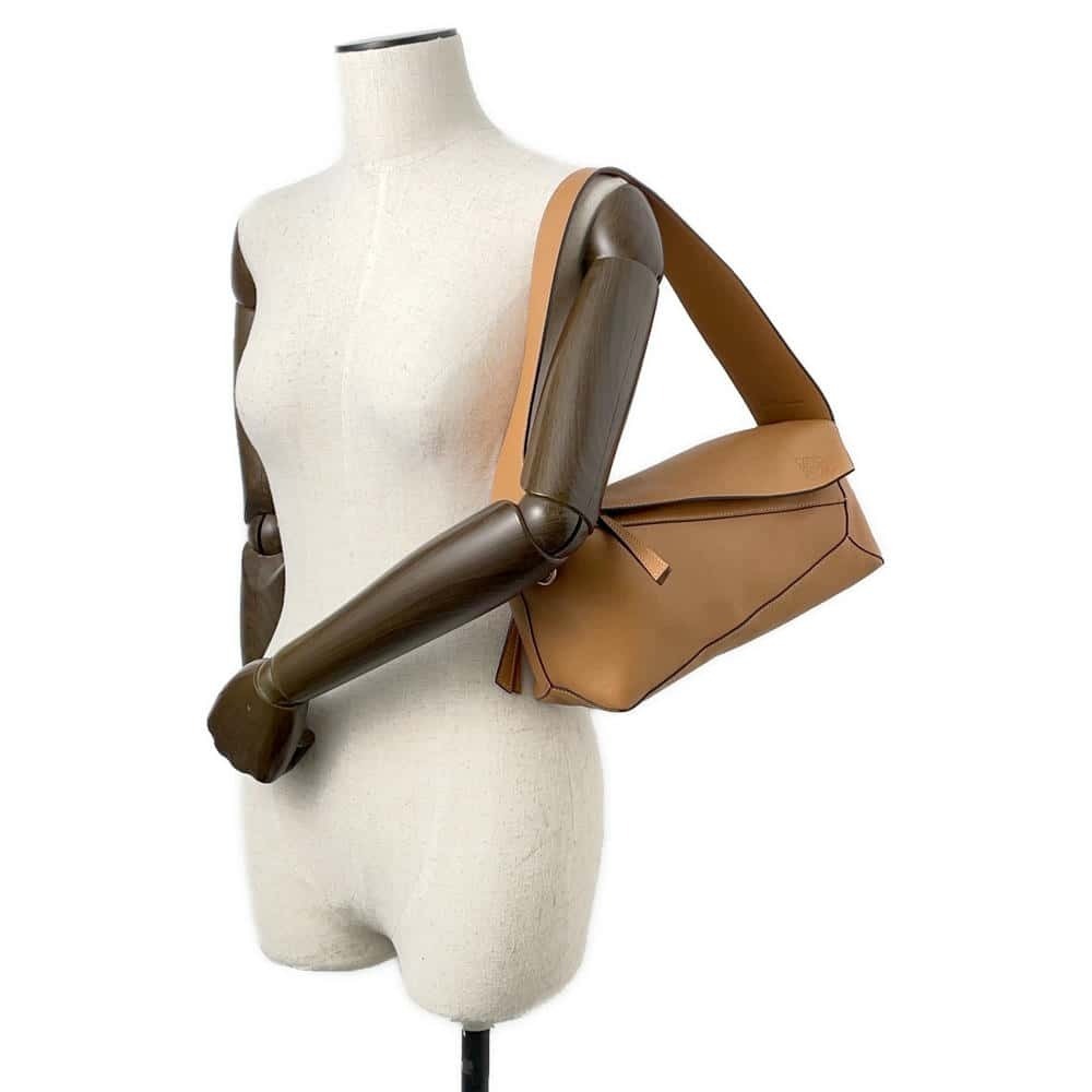 LOEWE Puzzle Hobo Leather Shoulder Bag - Picture 4 of 11